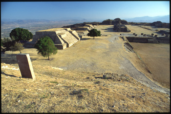 monte alban-03.jpg